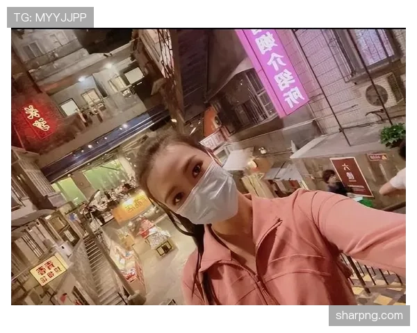 张常宁机场随手一摆像走秀,旁边队友拎外卖,我看着钱包冷汗 张常宁机场随手一摆像走秀,旁边队友拎外卖,我看着钱包冷汗